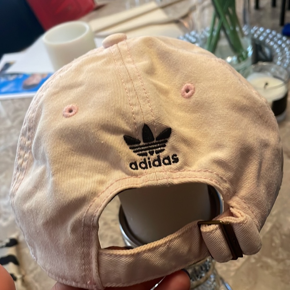 Womens adidas hat - Picture 3 of 7
